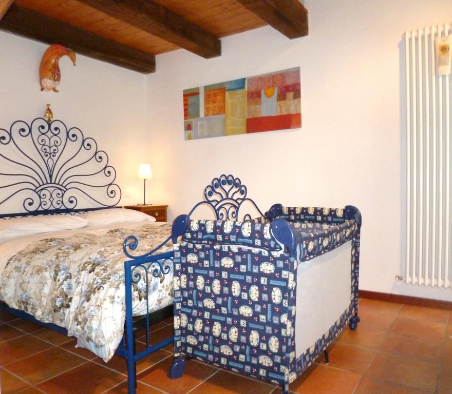 B&B Terra Di Mezzo Ascoli Piceno Phòng bức ảnh