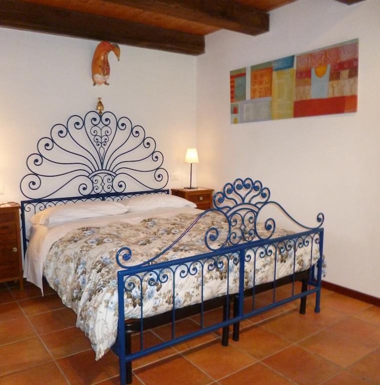 B&B Terra Di Mezzo Ascoli Piceno Phòng bức ảnh